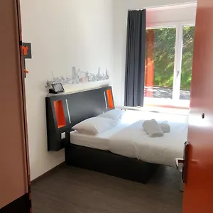 Hotell Easyhotel West, Zürich
