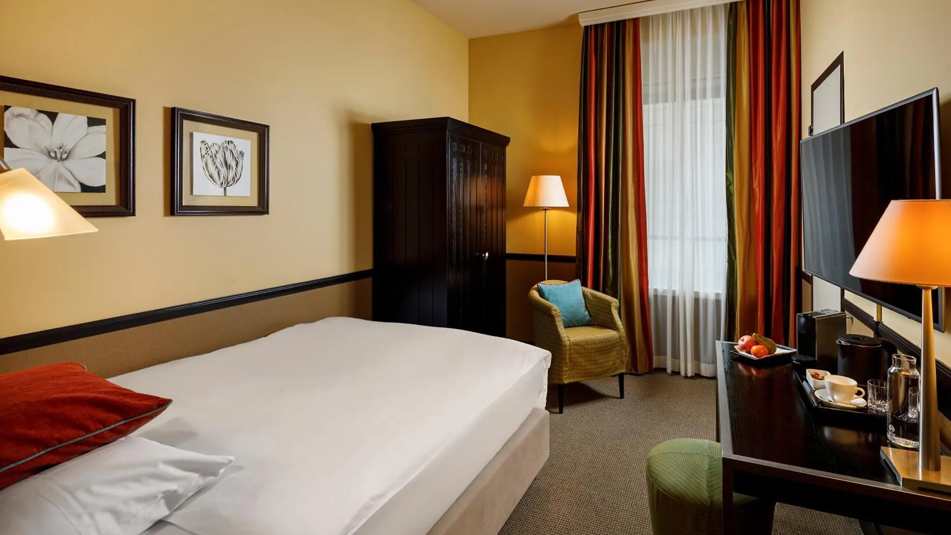 Opera Hotel Zuerich 4*, Zurich